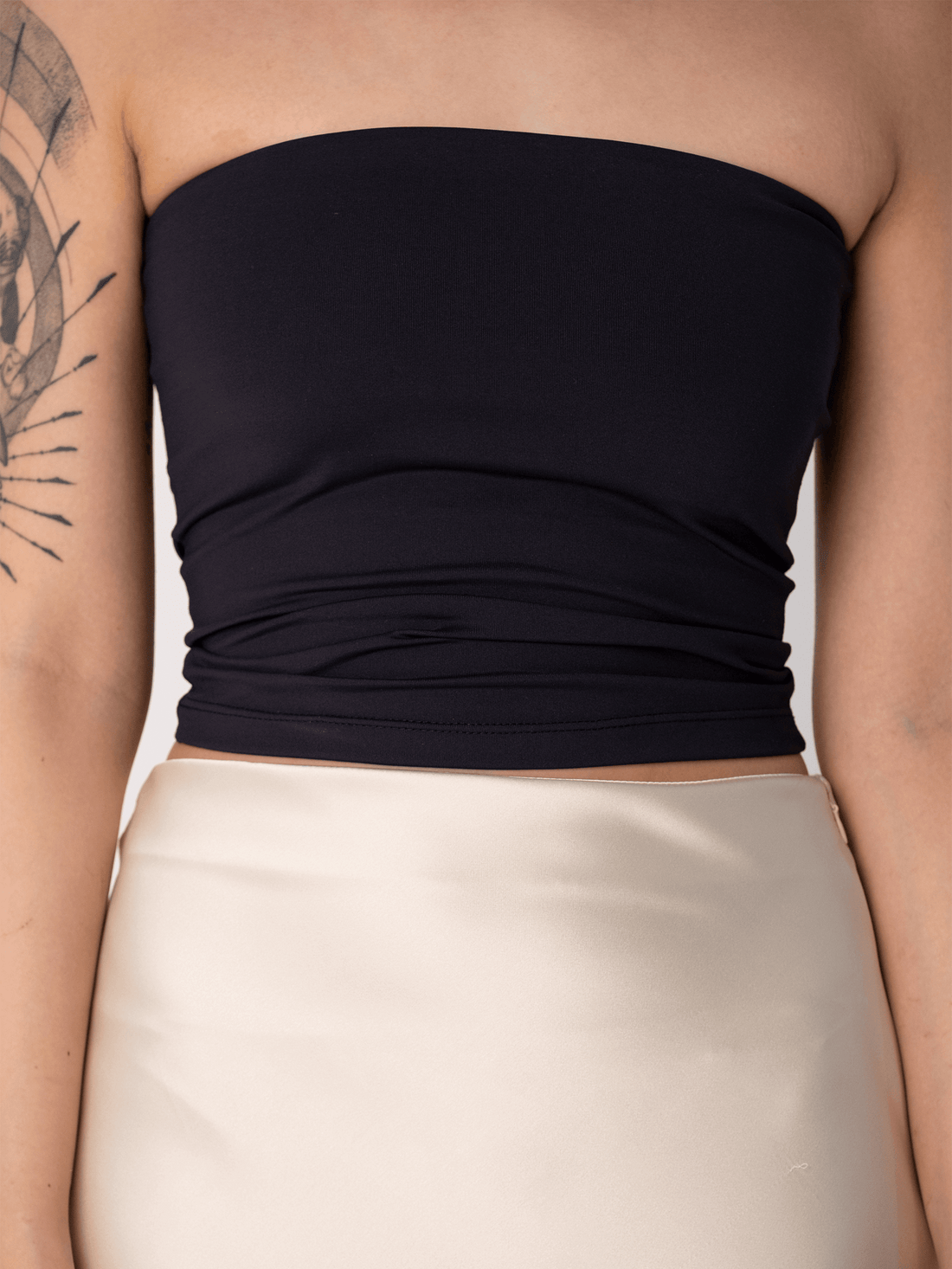 Top Aria Cropped Sem Alça