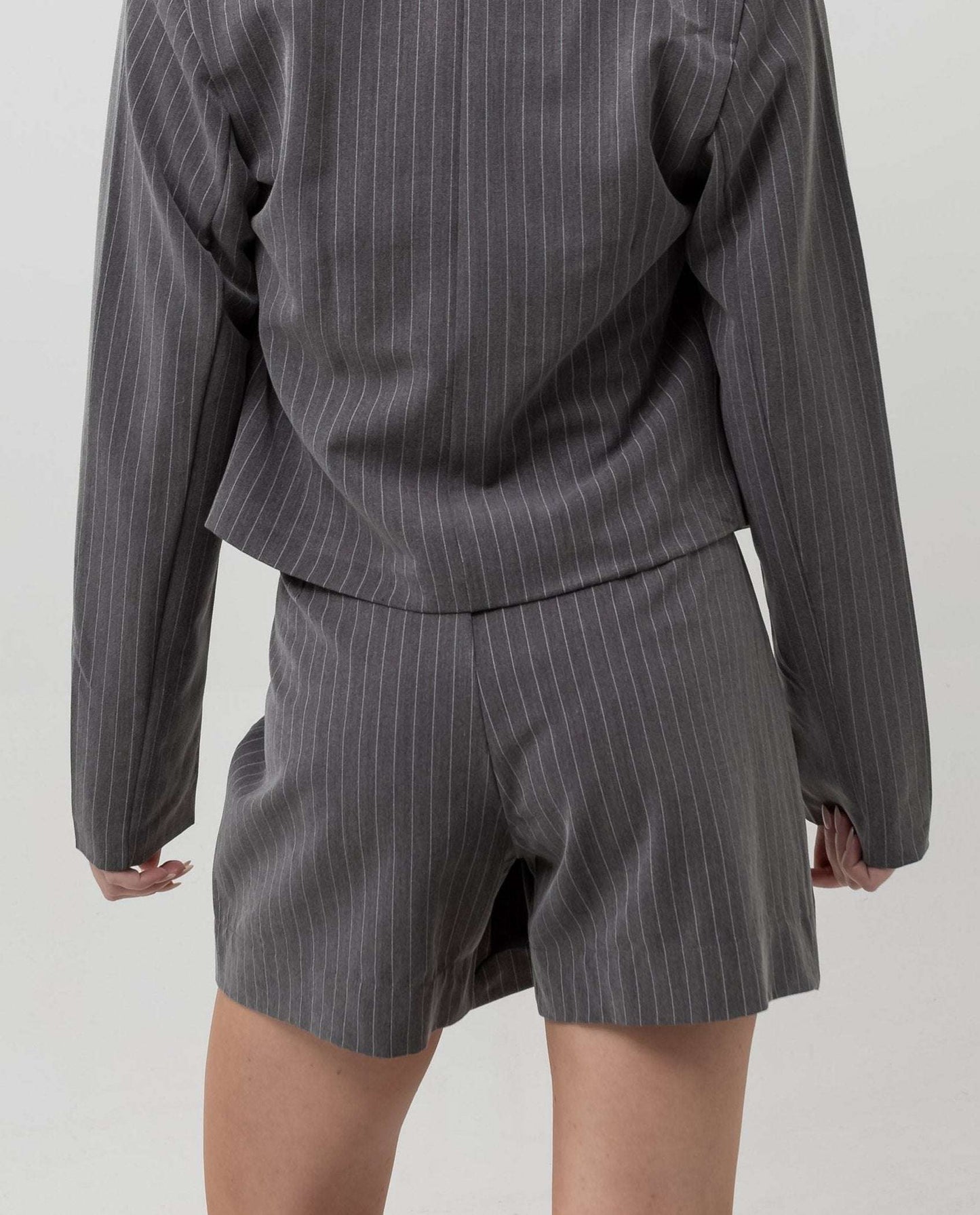 Short-Saia Margot Risca de Giz