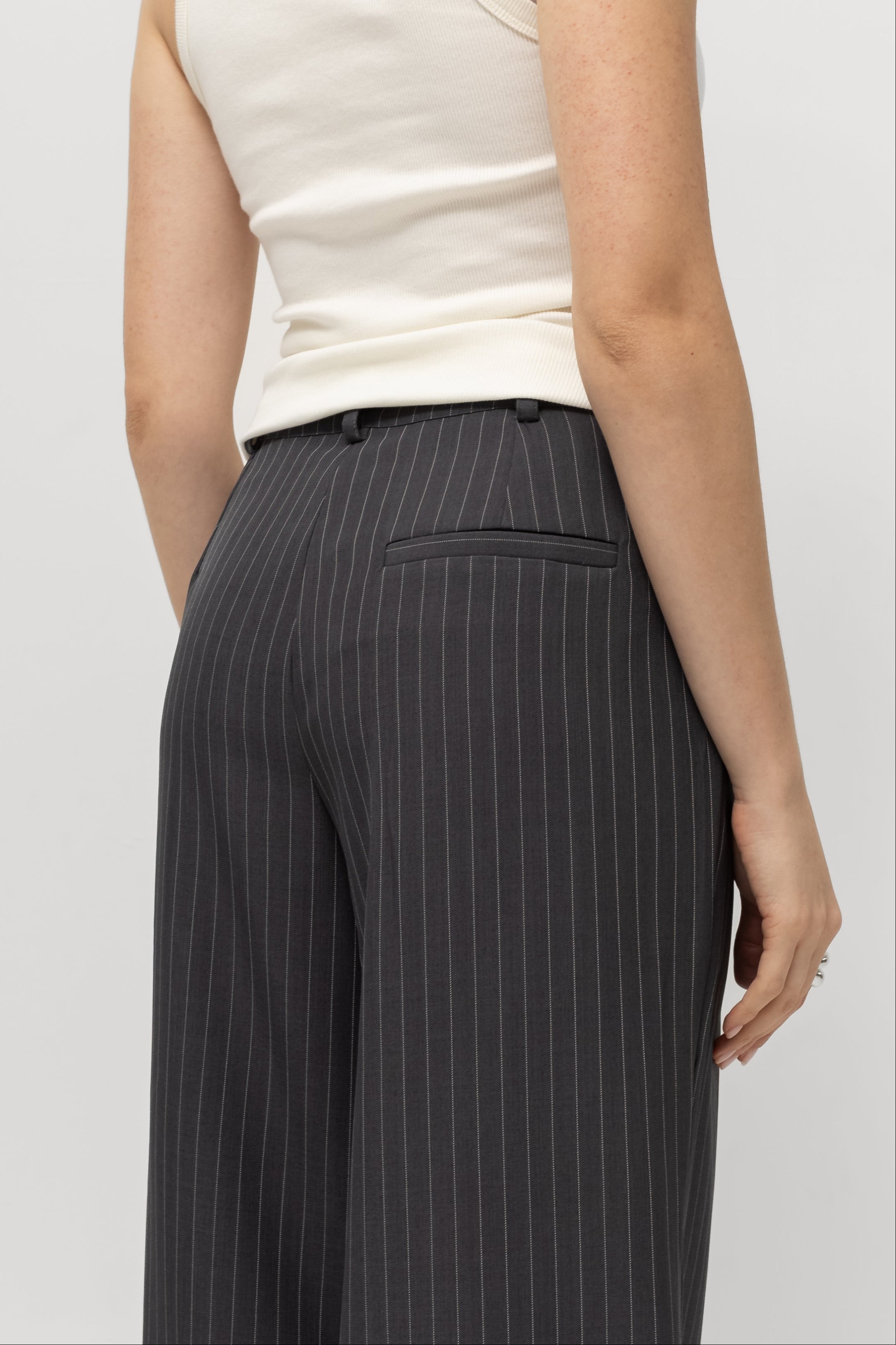 Calça Hannah Risca de Giz