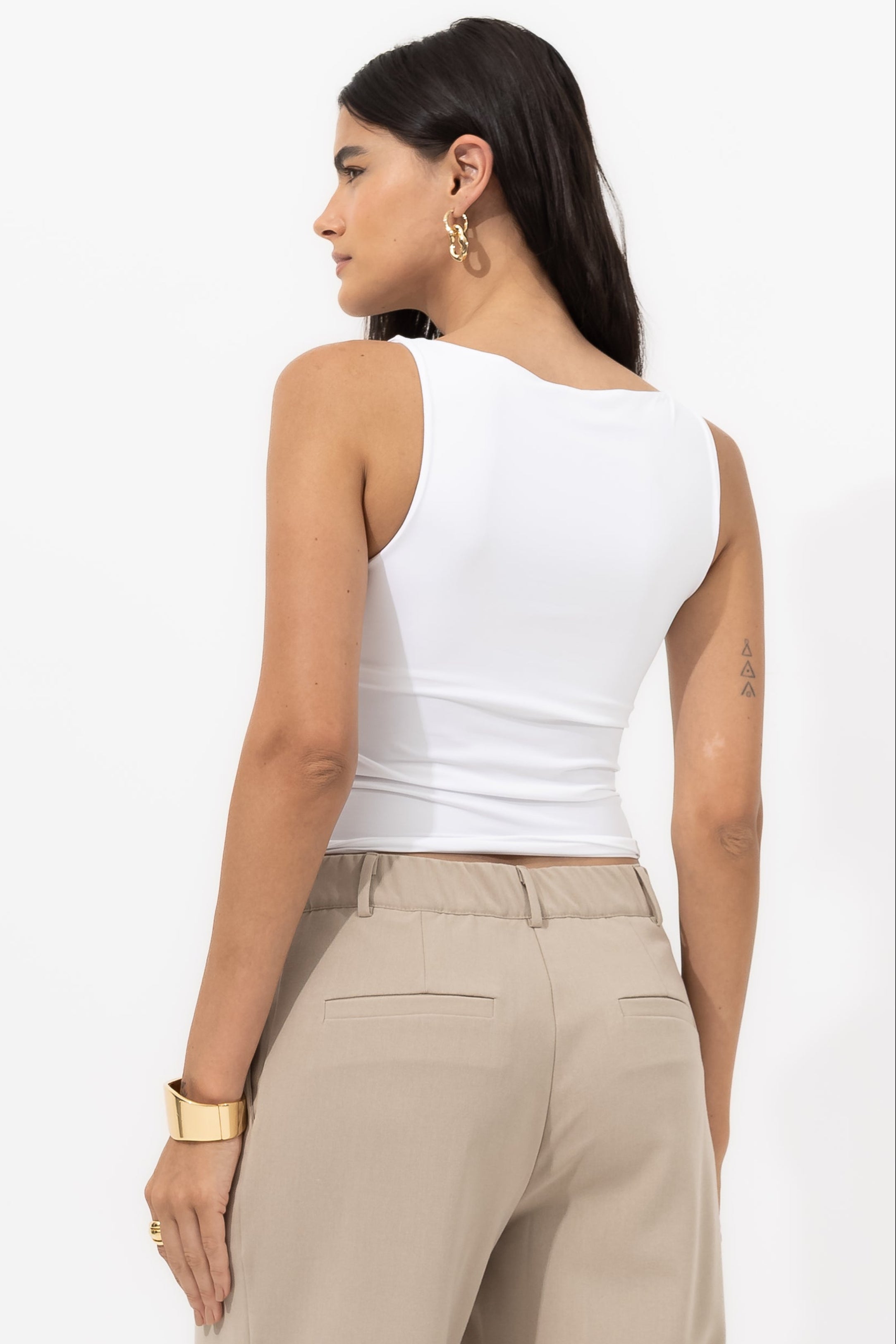 Blusa Bianca Gola Canoa