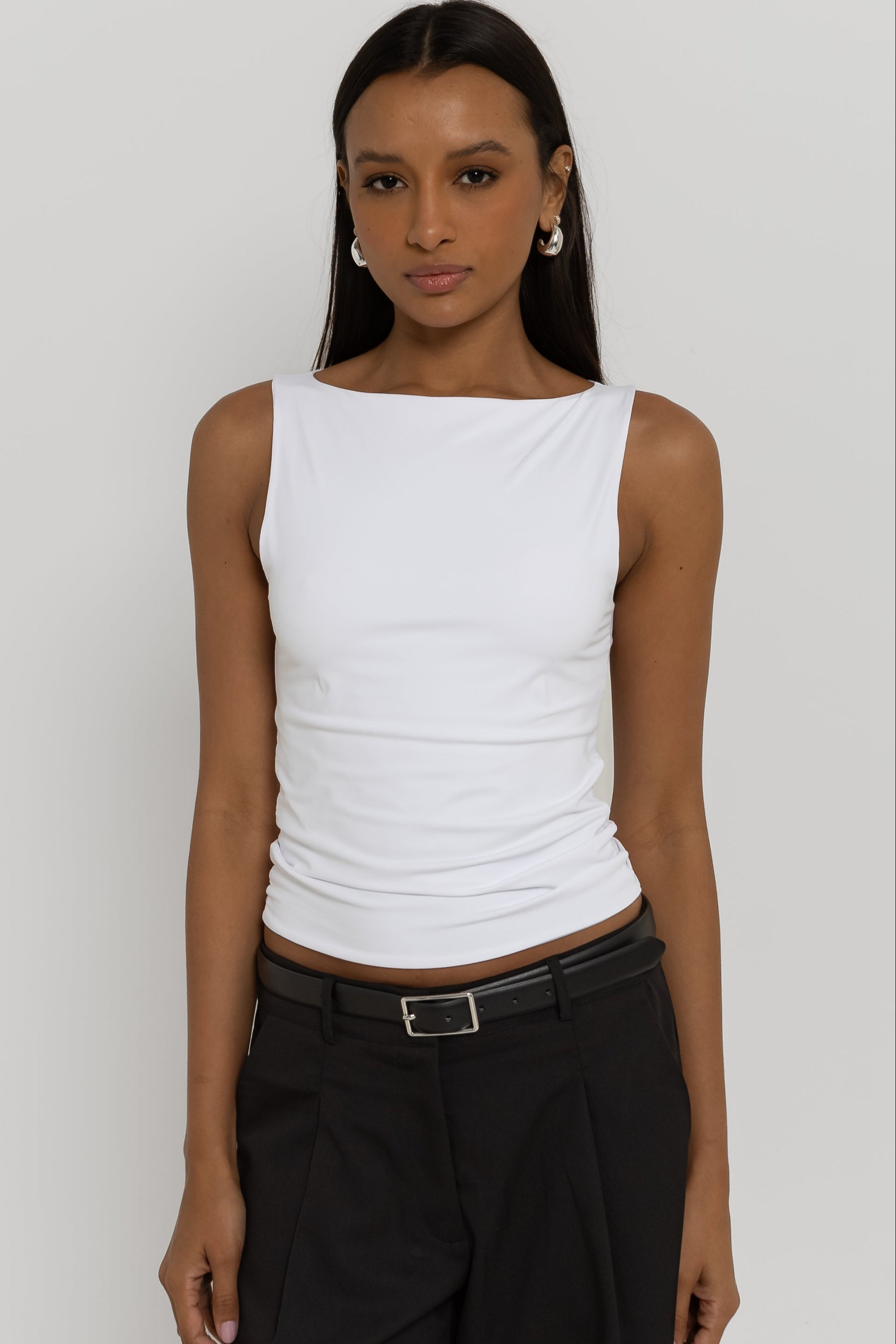 Blusa Bianca Gola Canoa