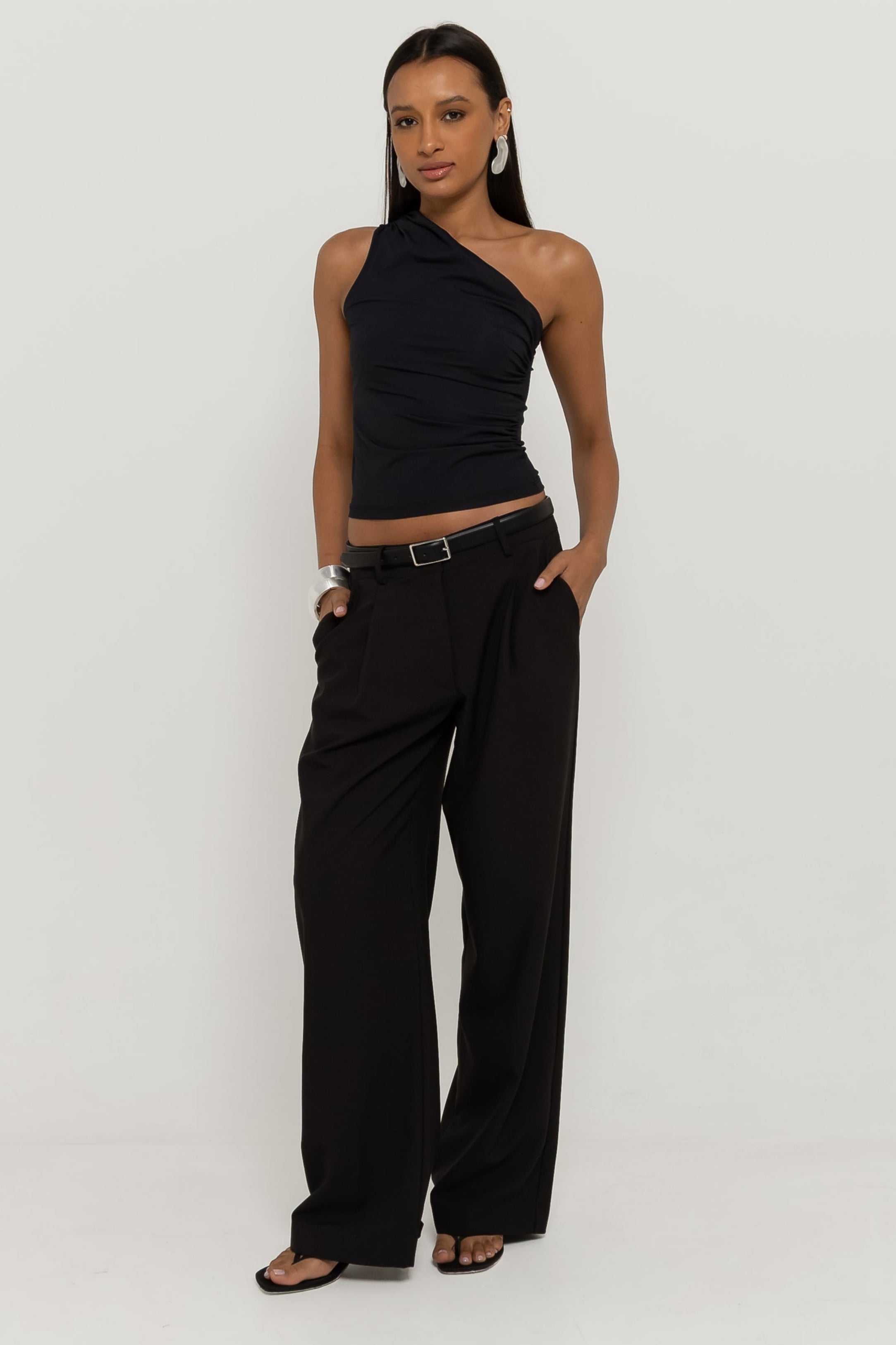 Blusa Thaila Assimétrica